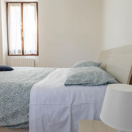 Apartamento Haus Martina Desenzano del Garda Exterior foto