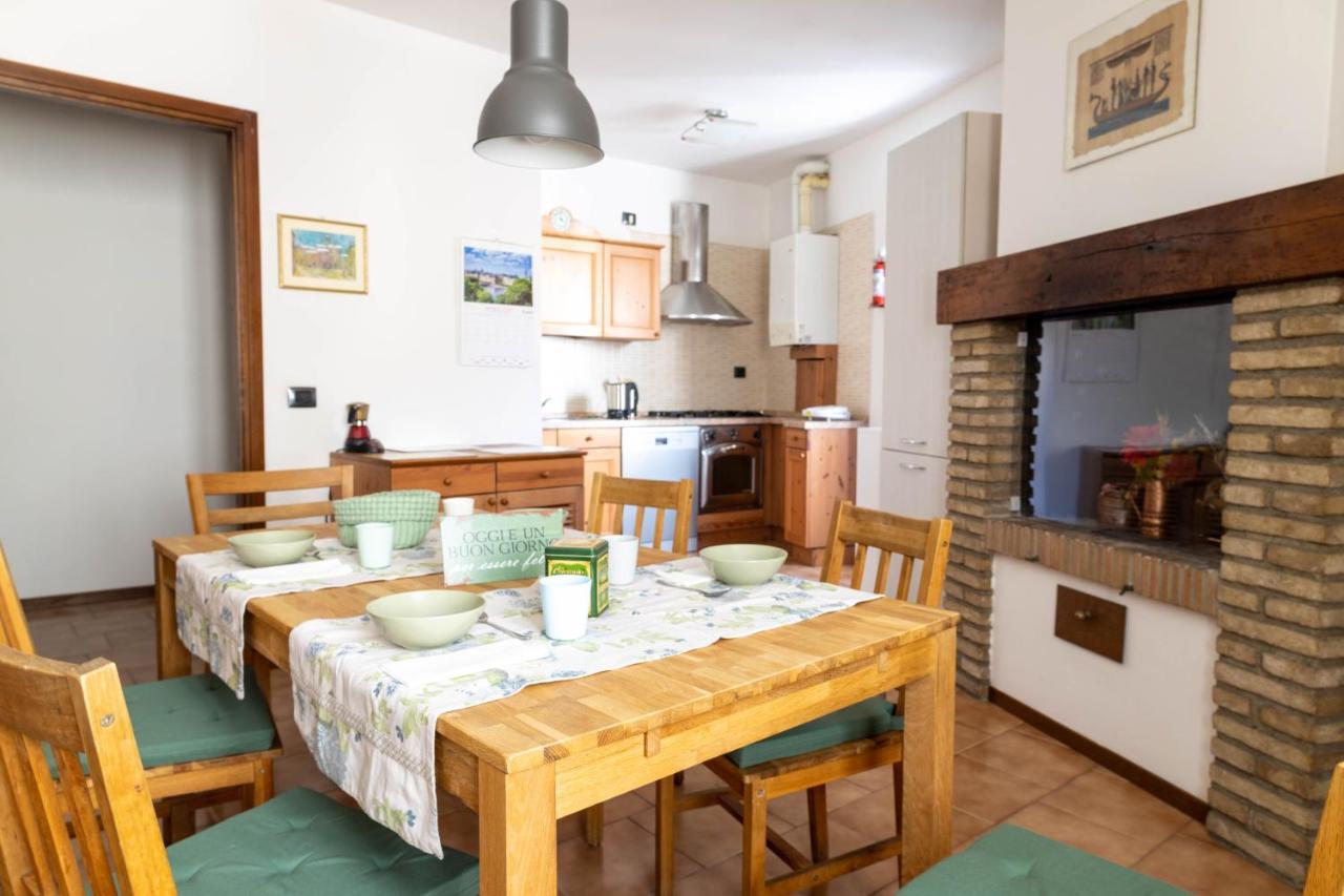 Apartamento Haus Martina Desenzano del Garda Exterior foto