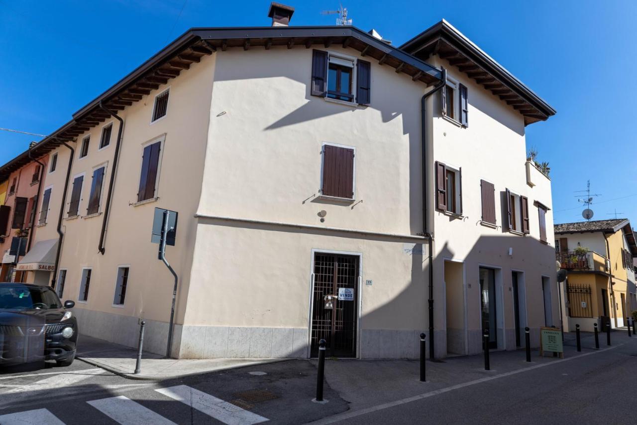 Apartamento Haus Martina Desenzano del Garda Exterior foto